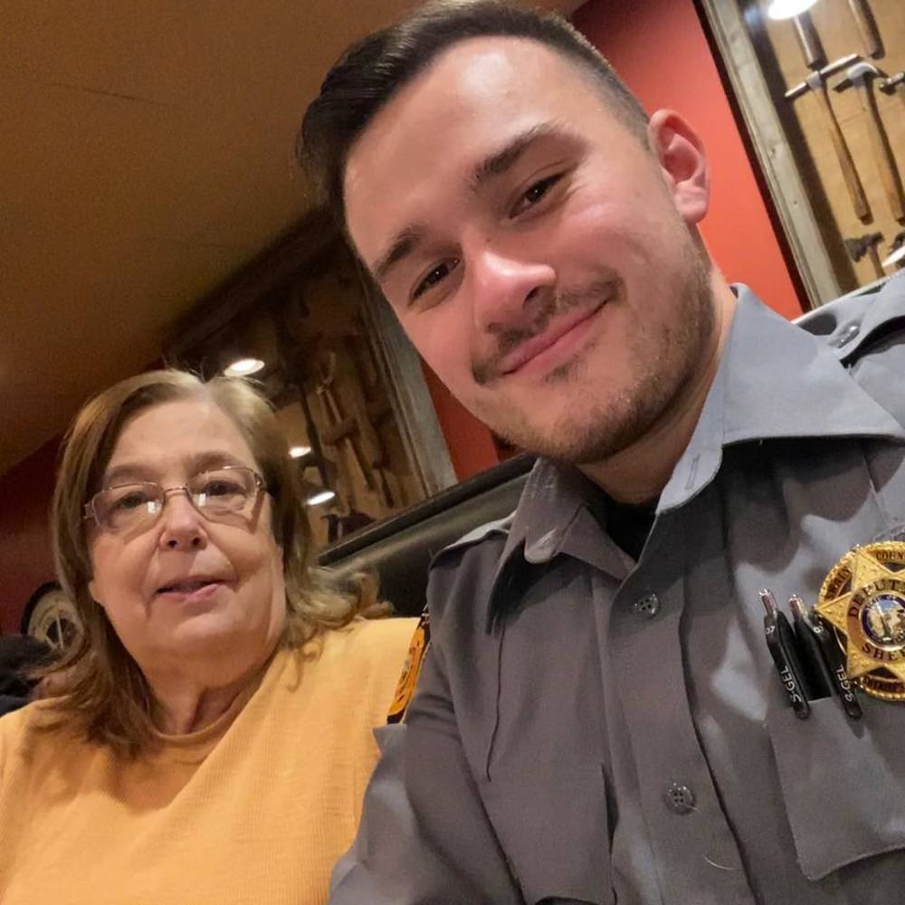 Meet your Posher, Marilyn